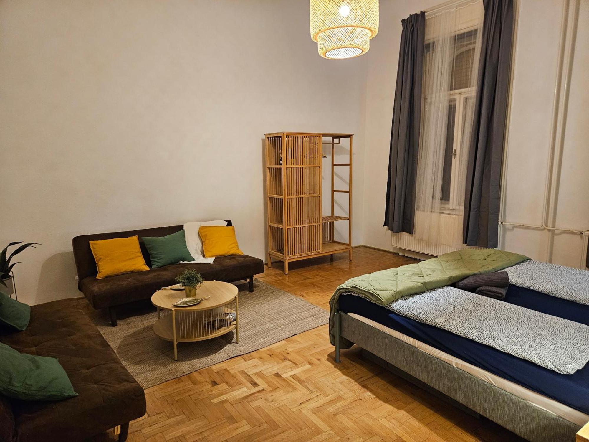 Downtown Gem Rooms Budapest Exterior photo